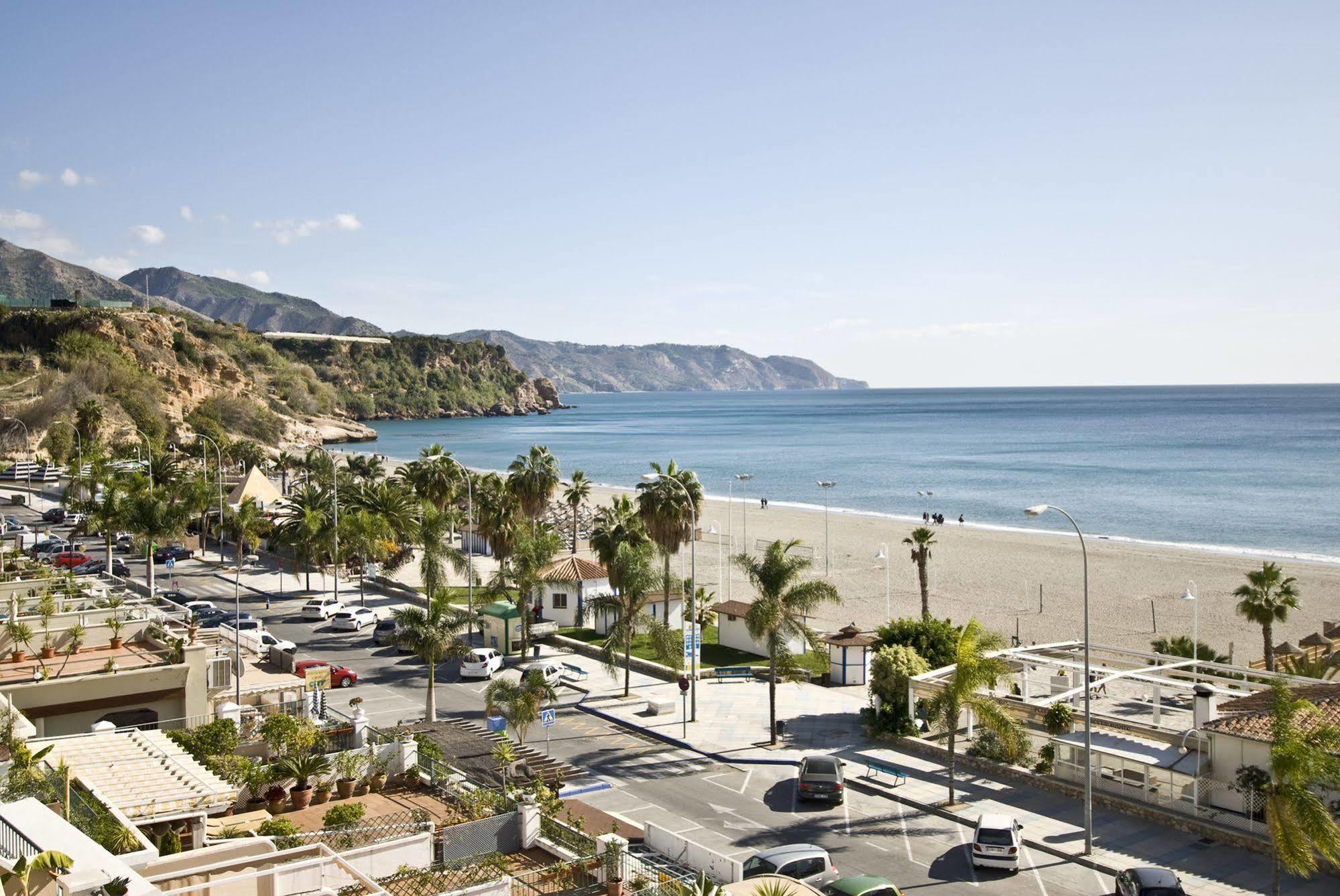 Apartamentos Hc Burriana Playa Nerja Exteriér fotografie