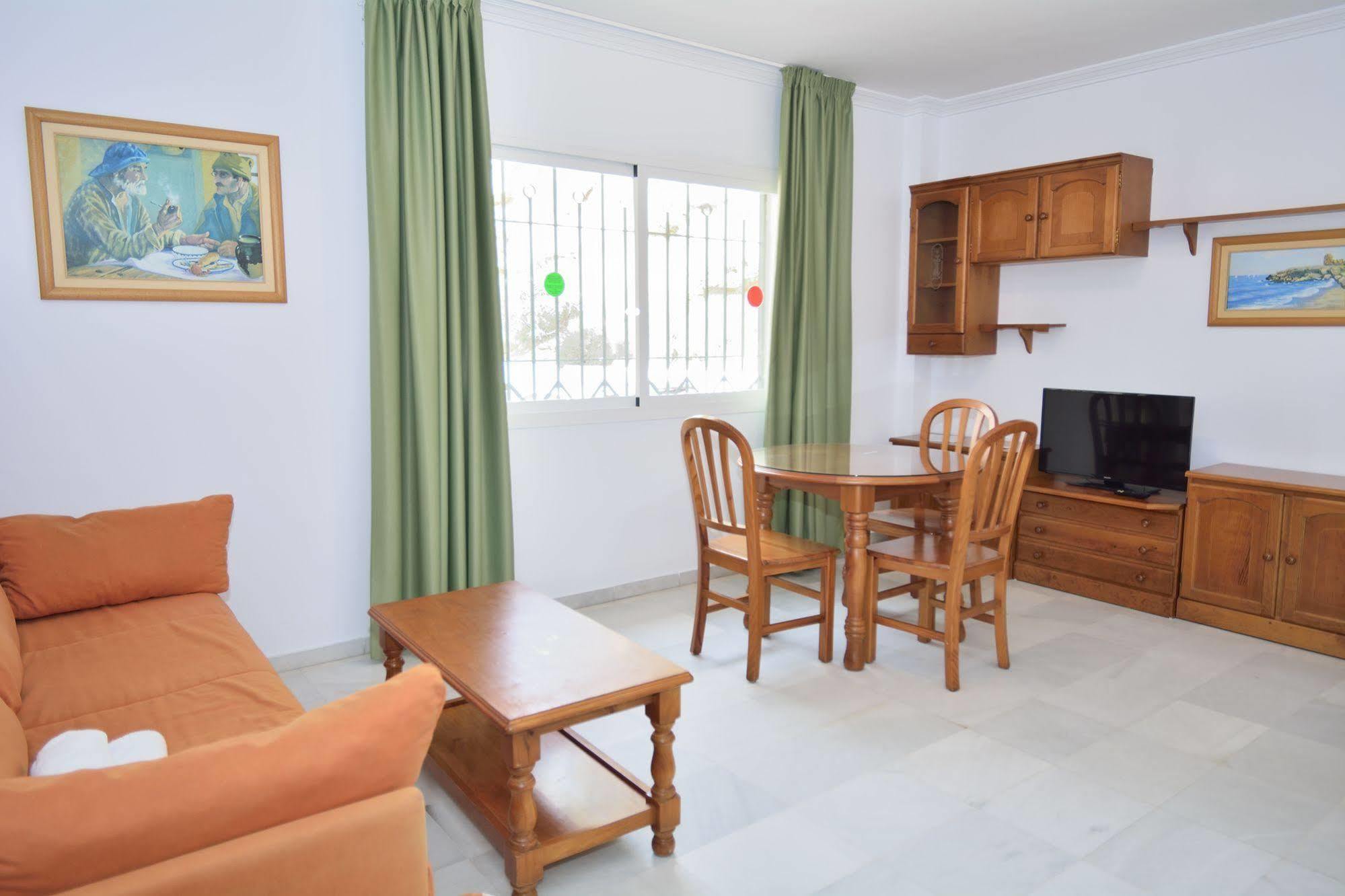 Apartamentos Hc Burriana Playa Nerja Exteriér fotografie