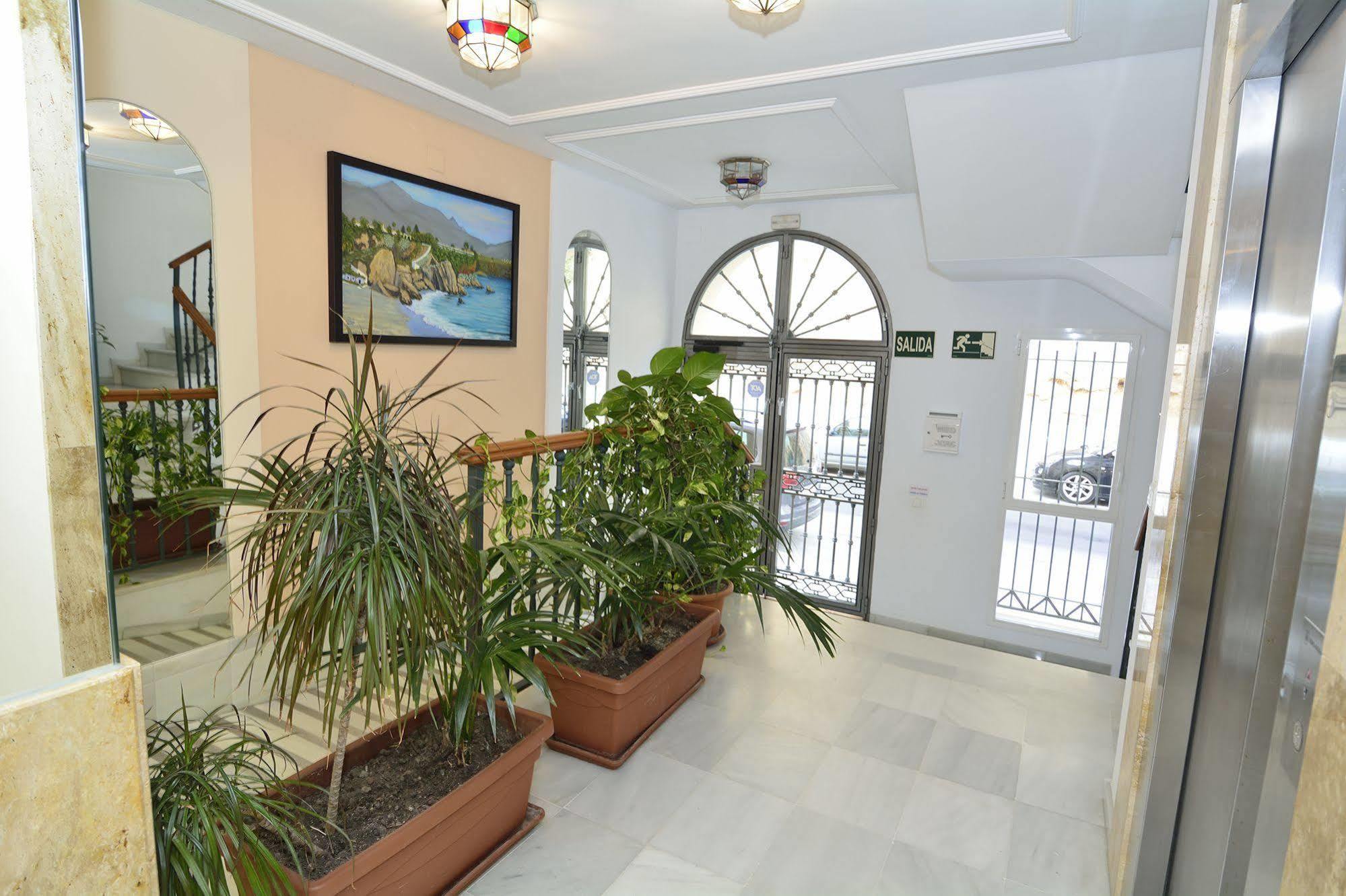 Apartamentos Hc Burriana Playa Nerja Exteriér fotografie